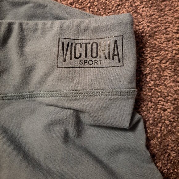 Victoria's Secret Victoria Sport Womens Activewear Capri Leggings - Picture 3 of 9